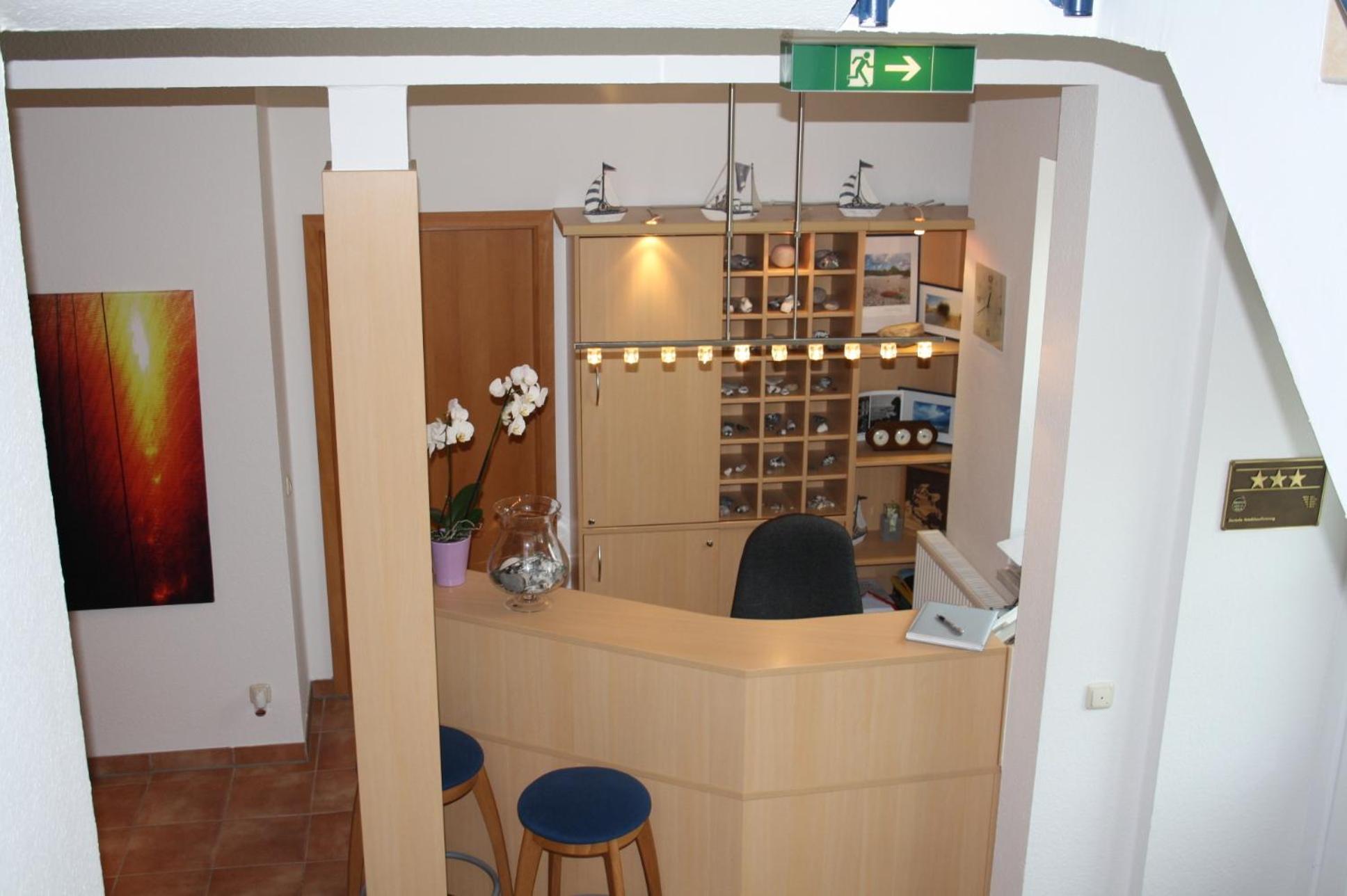Hotel Garni Meeresgruss 사스니츠 외부 사진